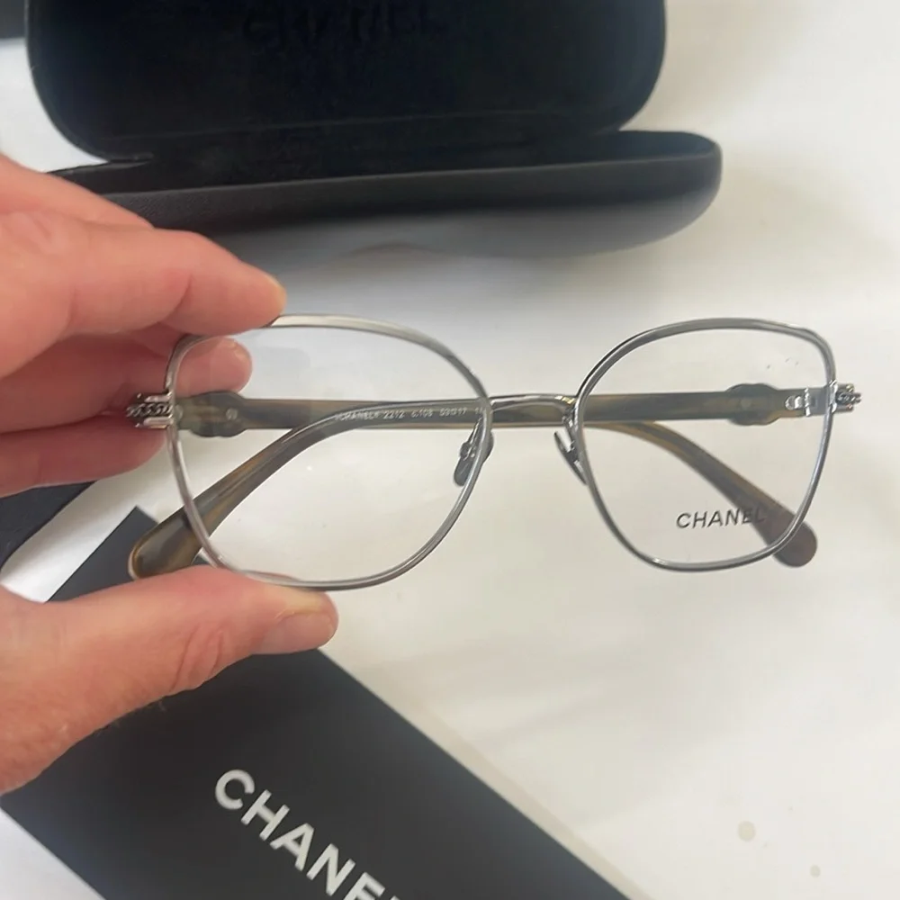🆕 CHANEL Eyeglasses - Picture 2 of 11